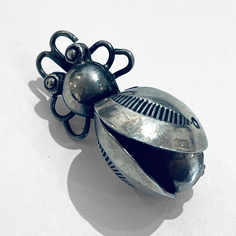 Vintage Bug Pin #1096
