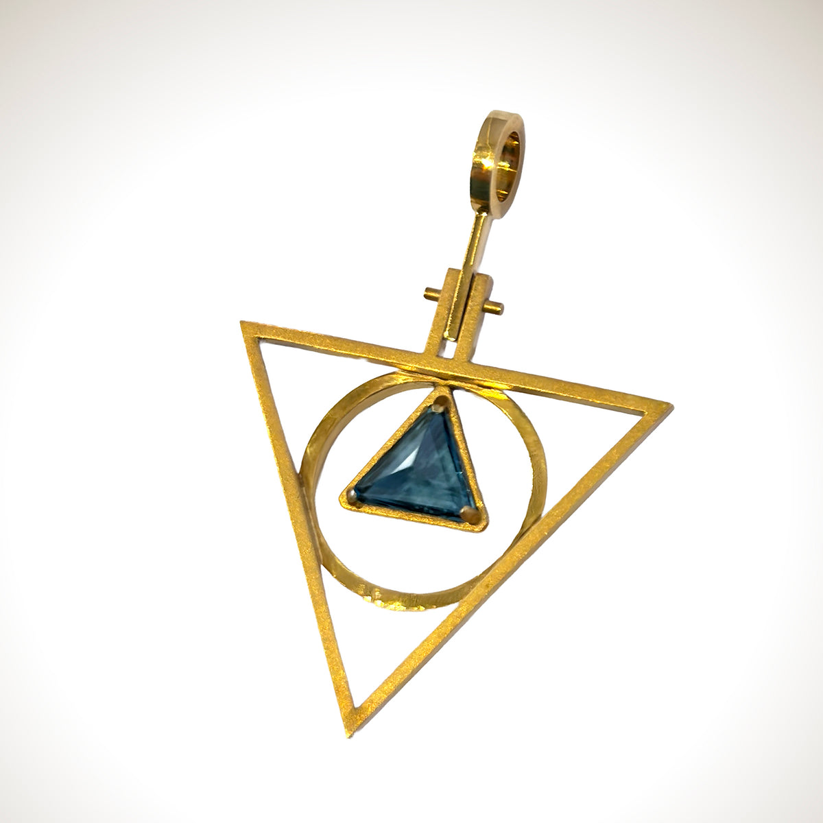 Blue Topaz Swing Pendant in 14K Gold