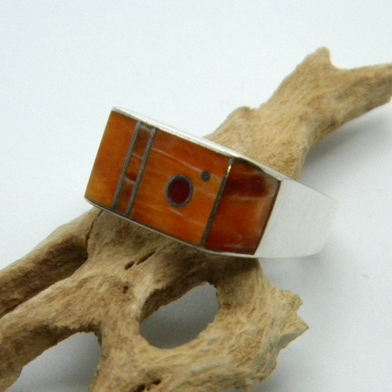 Spiney Oyster Inlay Ring by Veronica Benally #879