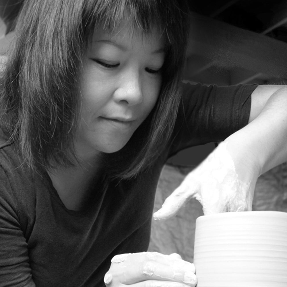 White Stoneware Pouring Vessel by Eri Sugimoto #788